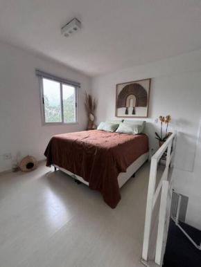 Duplex aconchegante com lareira